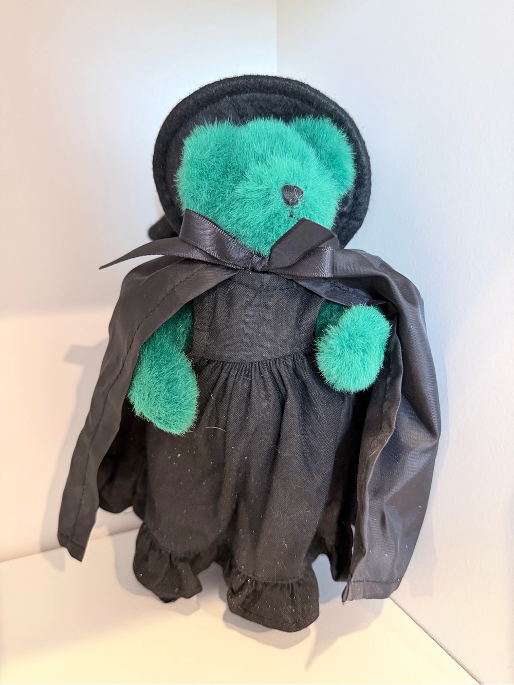 Boyds Bears Wicked Witch Wizard of Oz Green Bear Plush Halloween 8”